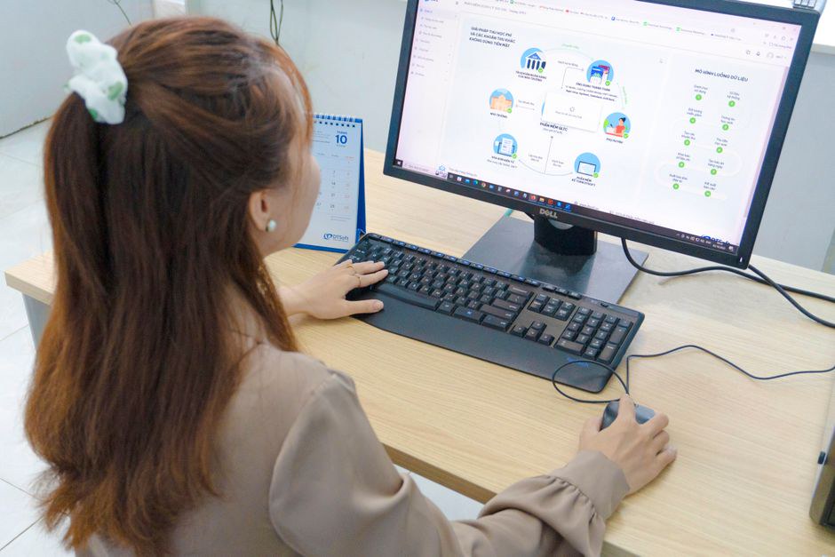 Ứng dụng AI cho phòng kế toán khi quản lý ngân sách đồng phục công sở